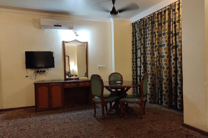 Room 21 of 59