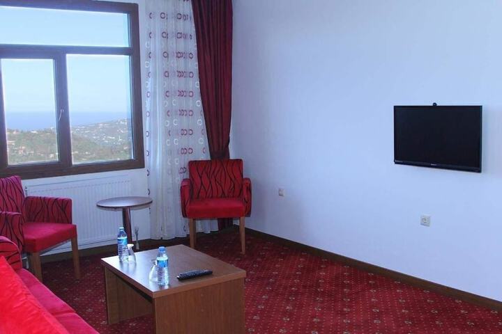 Room 21 of 46