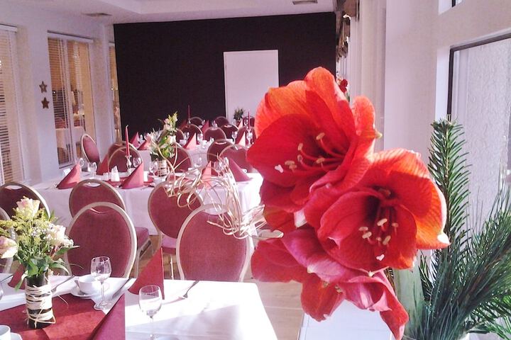 Ballroom/Hall 33 of 43