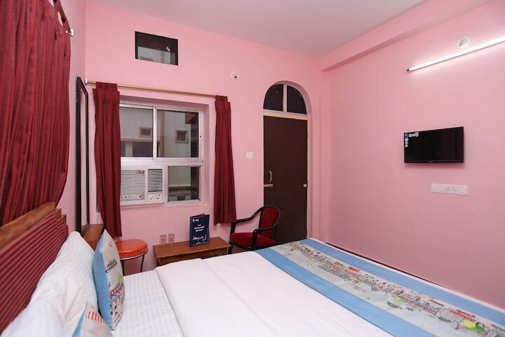 Room 17 of 17