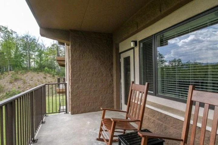 balcony