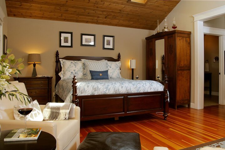 Room 8 of 36
