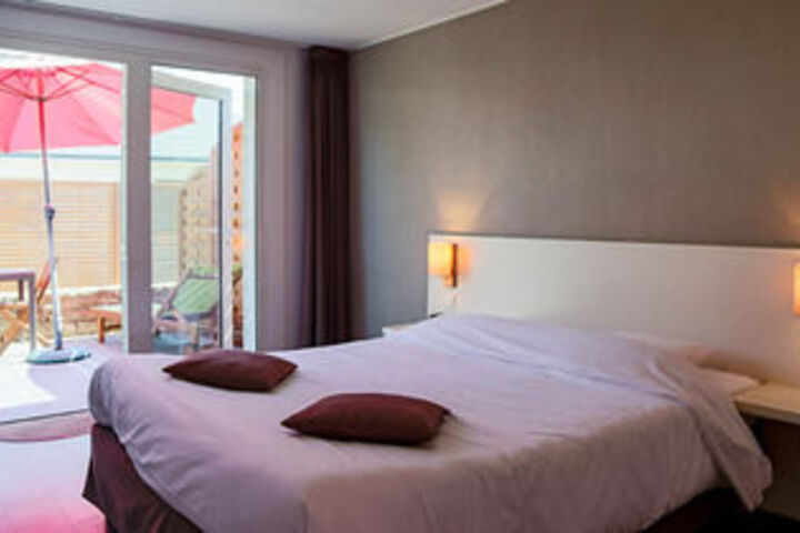 Room 25 of 60