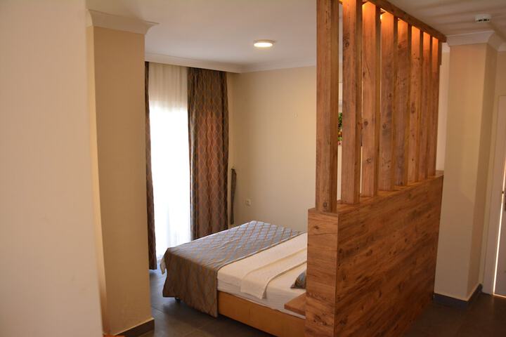 Room 17 of 70