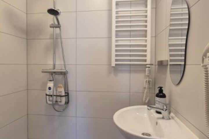 Room 92 of 138