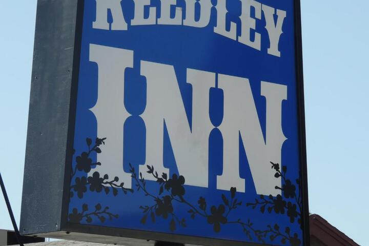 Reedley Inn