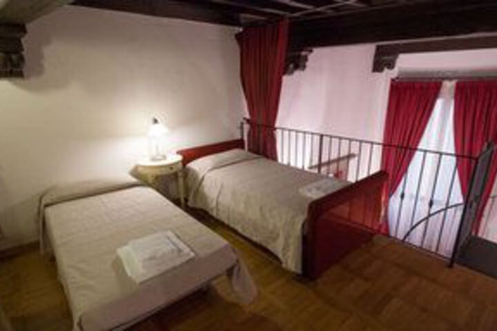 Room 13 of 41