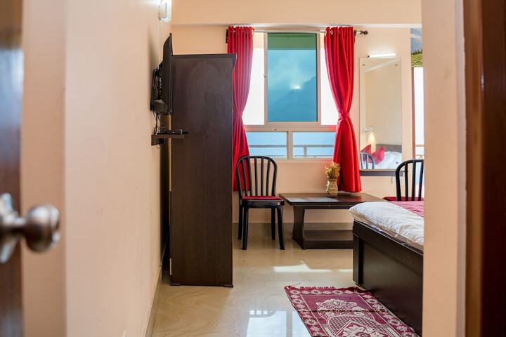 Room 63 of 78