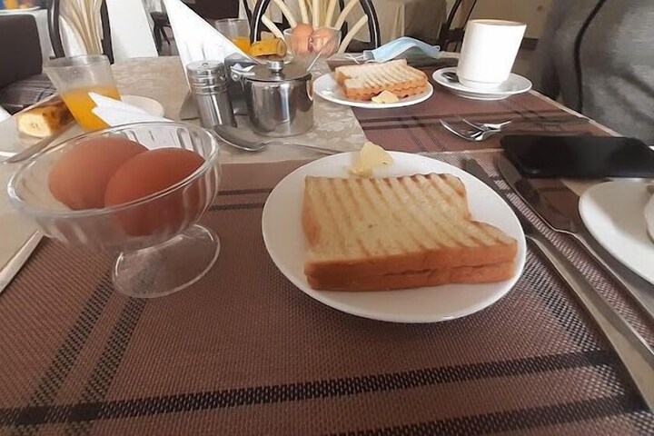 Breakfast/Coffee Service 35 of 61