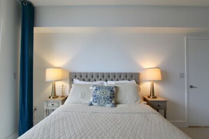 Room 165 of 263