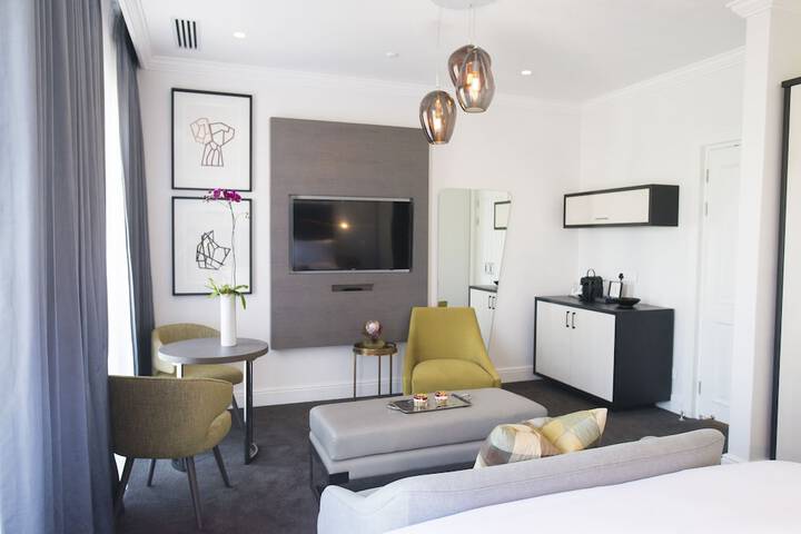 Room 5 of 55