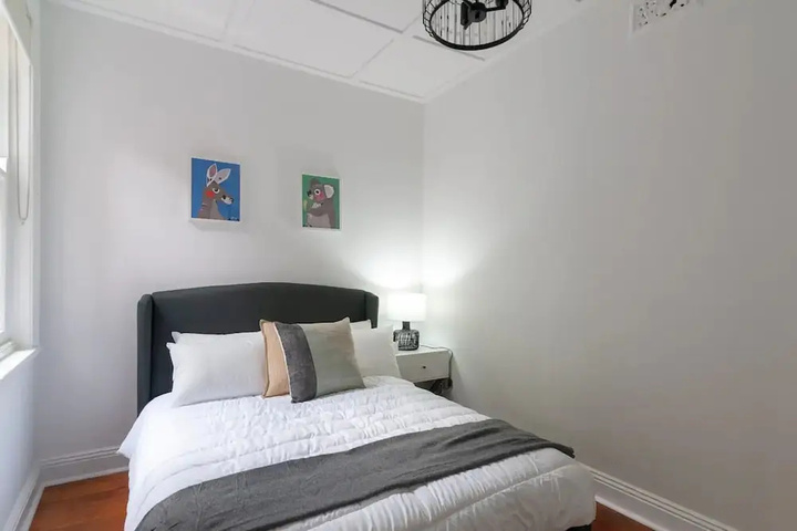 Room 3 of 12