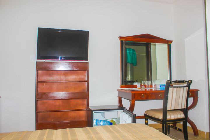 Room 9 of 62
