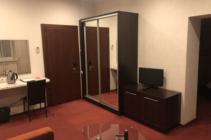 Room 30 of 78