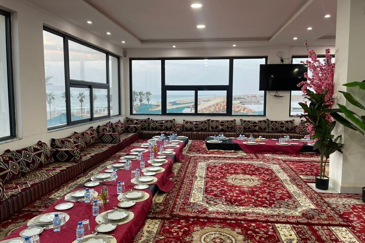 Dining 56 of 66