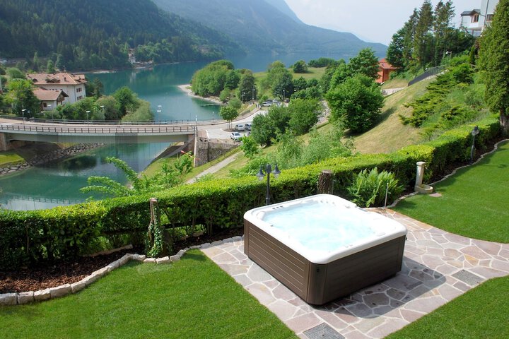 Relaxing Spa