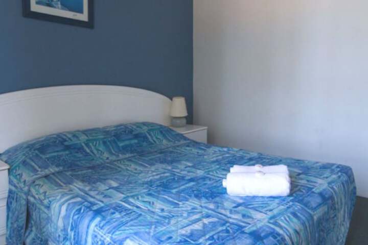 Room 8 of 23
