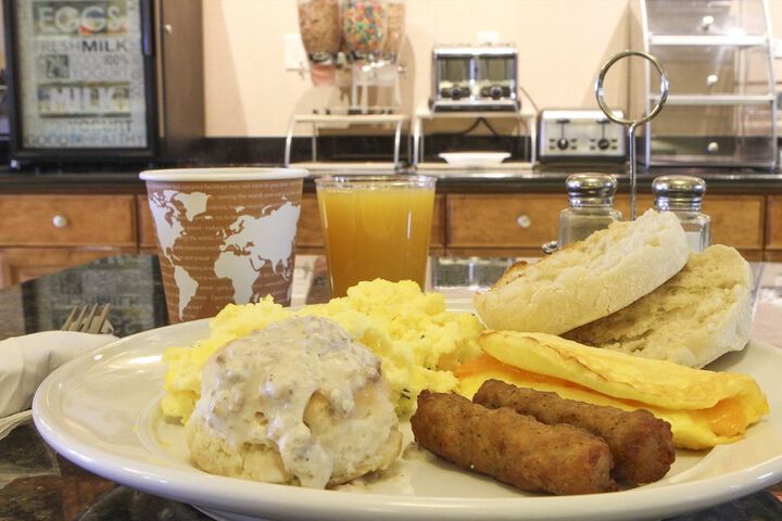 Breakfast/Coffee Service 44 of 51