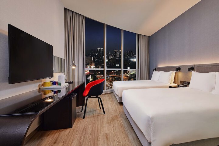 Room 7 of 36