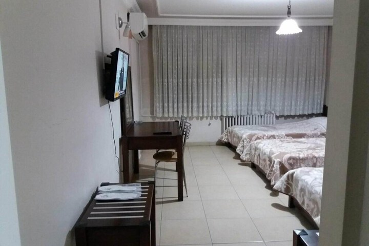 Room 27 of 61