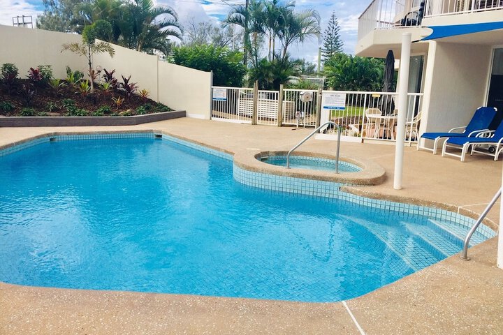 Pool 117 of 161