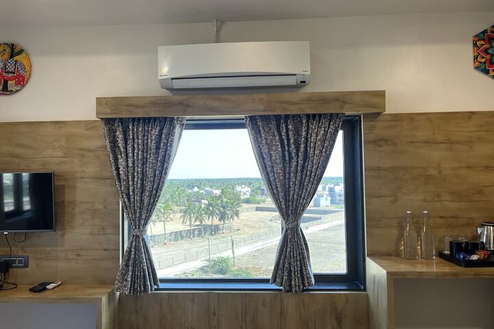 Room 20 of 65