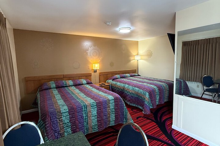 Room 10 of 17