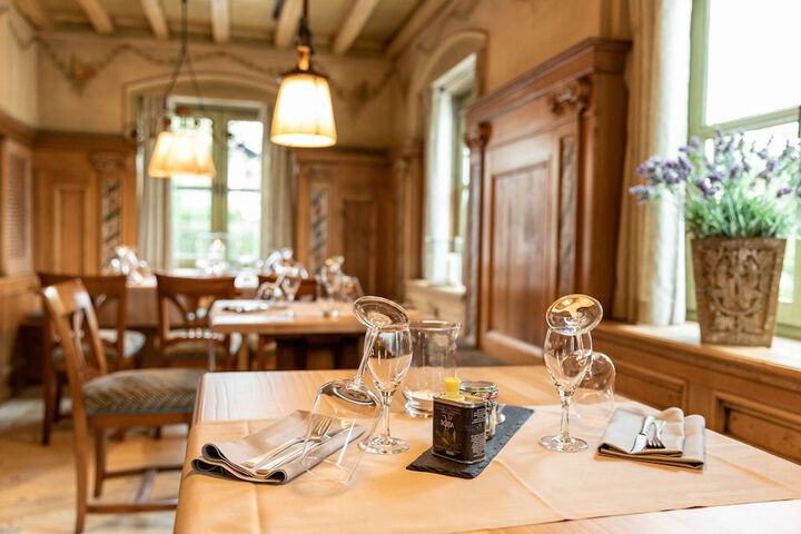 Dining 148 of 233