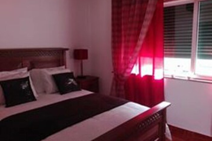 House With 3 Bedrooms in Godim With Enclosed Garden and Wifi