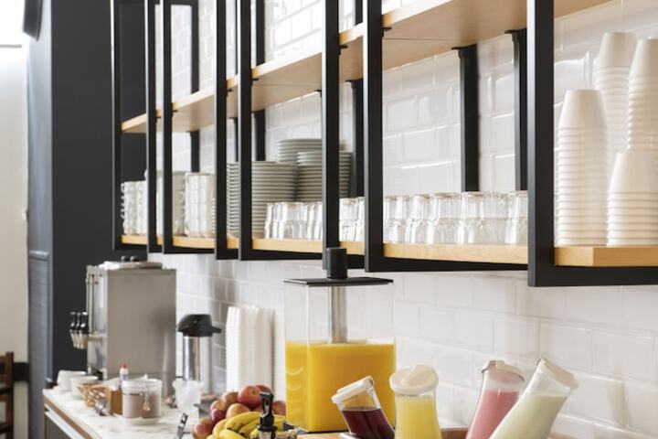 Breakfast/Coffee Service 68 of 107