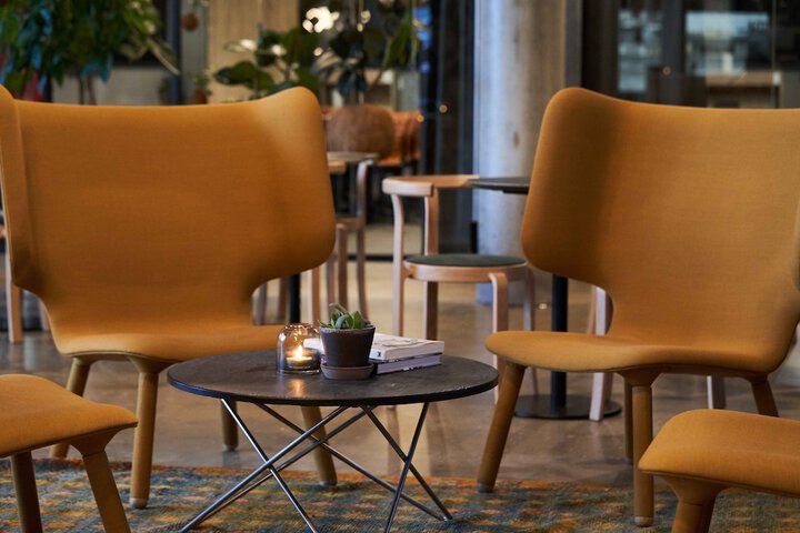 Lounge 108 of 125