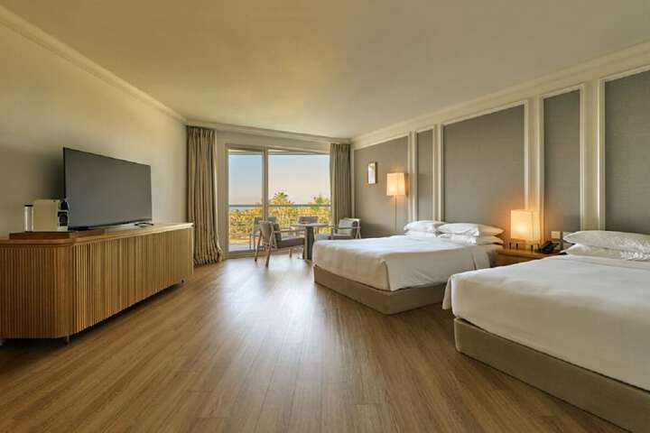 Room 19 of 74
