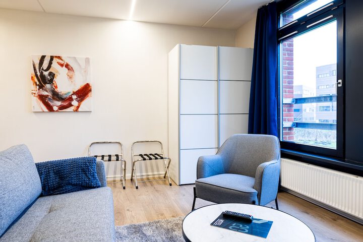 Room 52 of 118