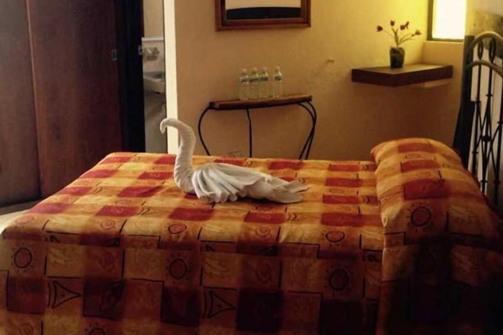 Room 9 of 42