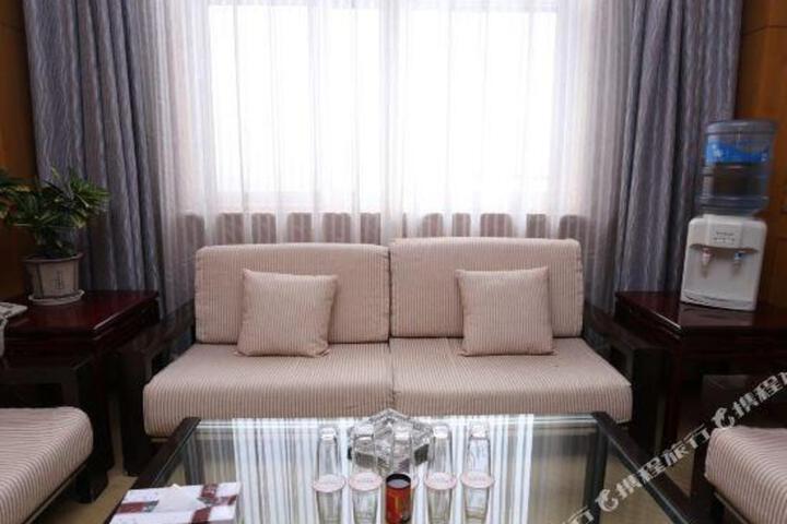 Hangang Hotel