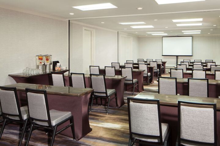 Meeting facility
