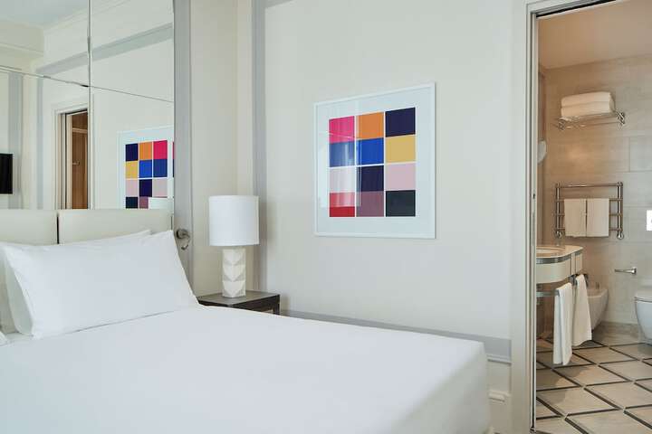 Room 17 of 78