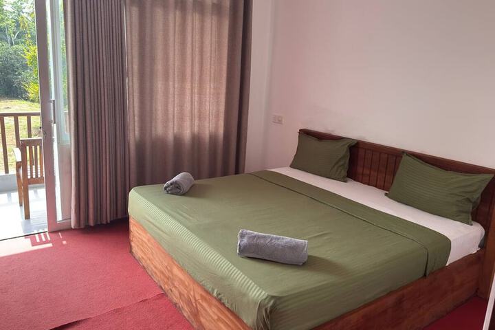Room 14 of 34
