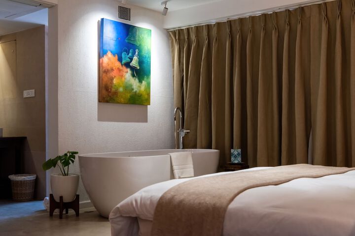 Room 15 of 35