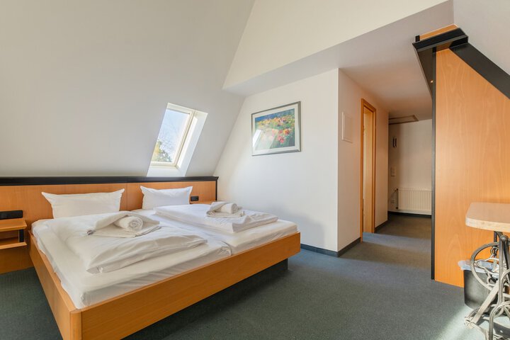 Room 21 of 70