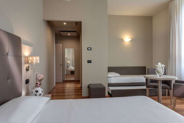 Room 30 of 55