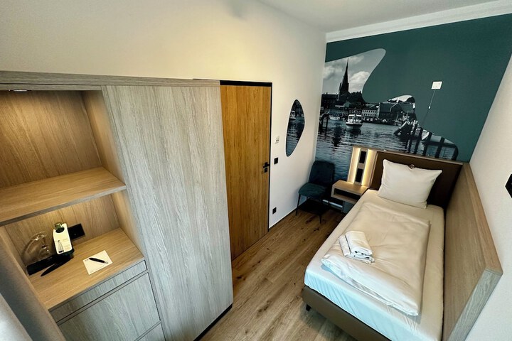 Room 20 of 44