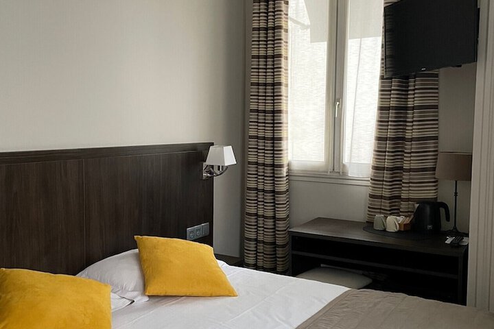 Room 7 of 52