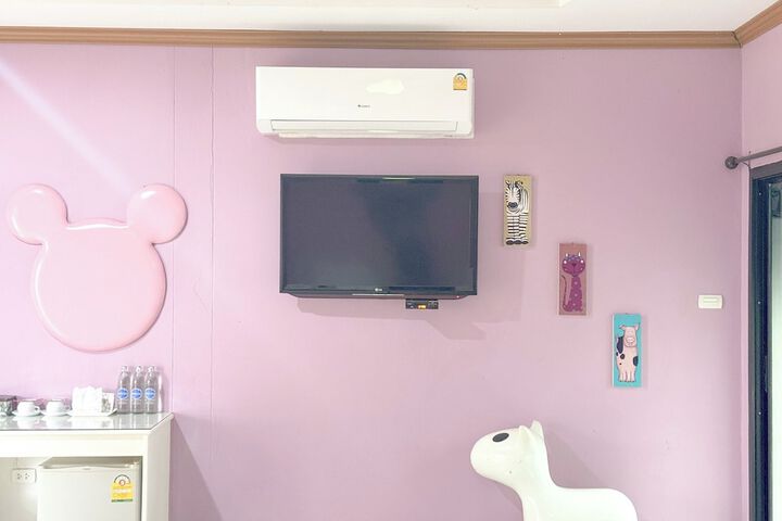 Room 19 of 34