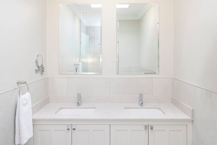 Bath Photo