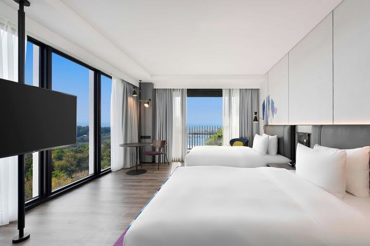 Room 5 of 46