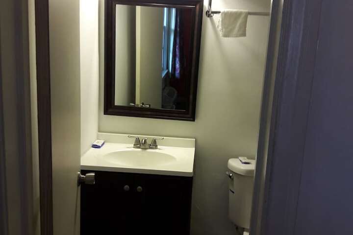 Room 22 of 29