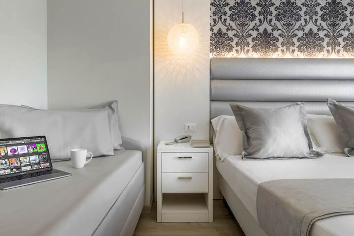 Room 29 of 81
