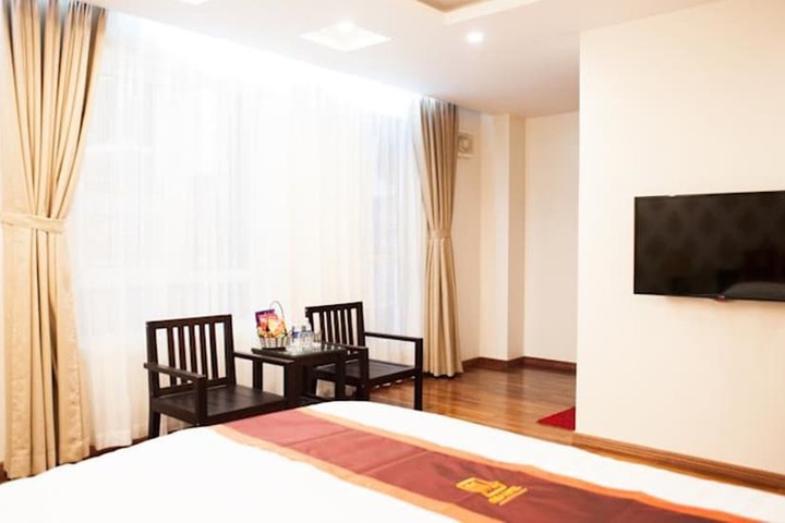 Room 4 of 64