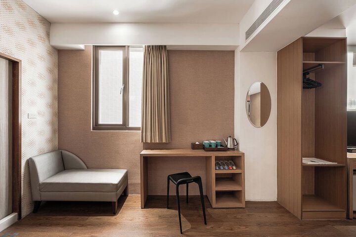 Room 25 of 65